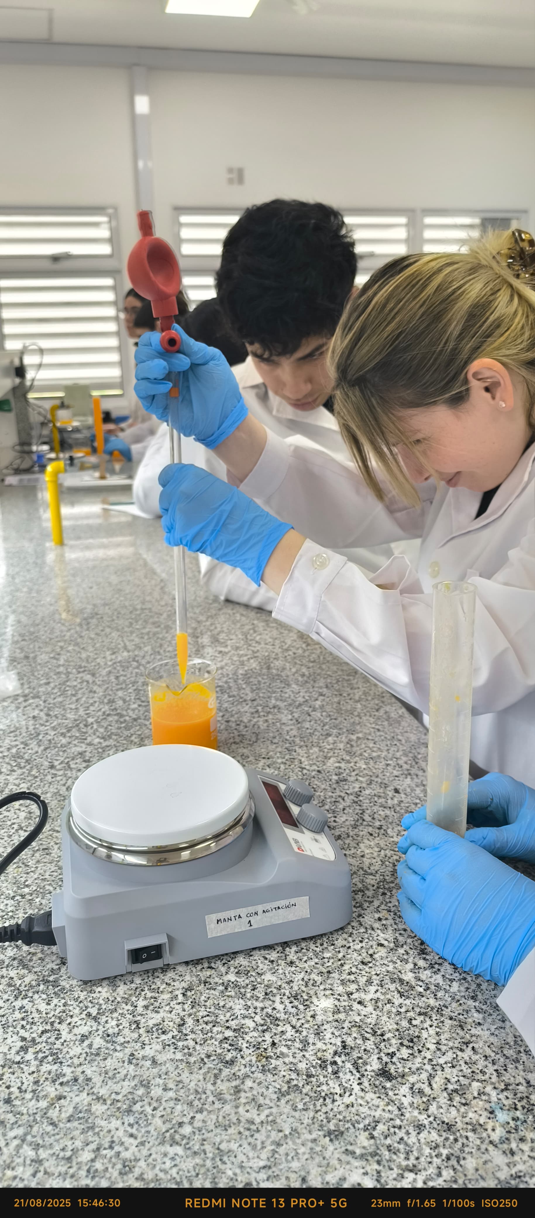 Tecnicatura Superior en Química Industrial, imagen 1 de 5